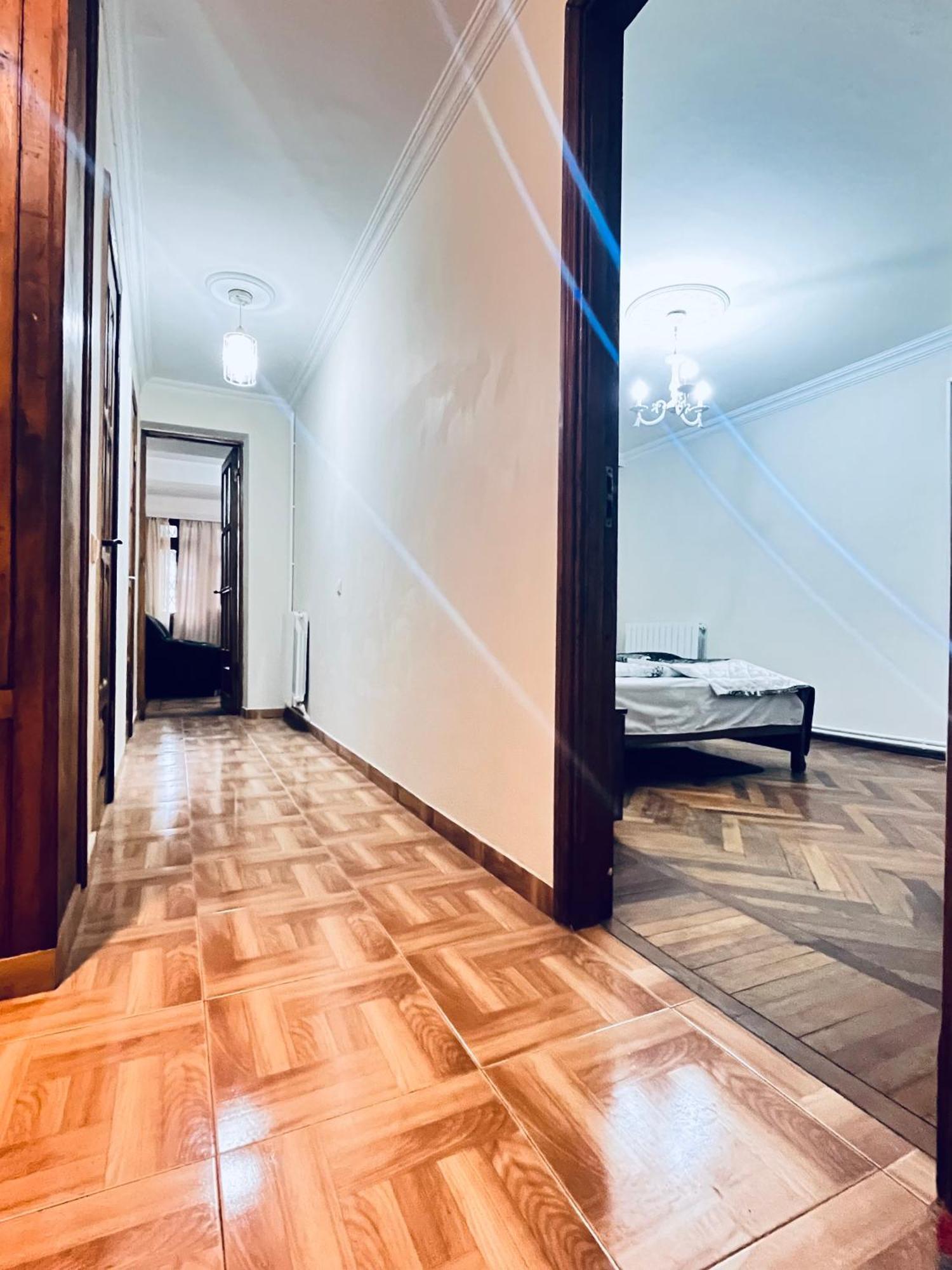 Apartment Haidar Abashidze Batoemi Buitenkant foto
